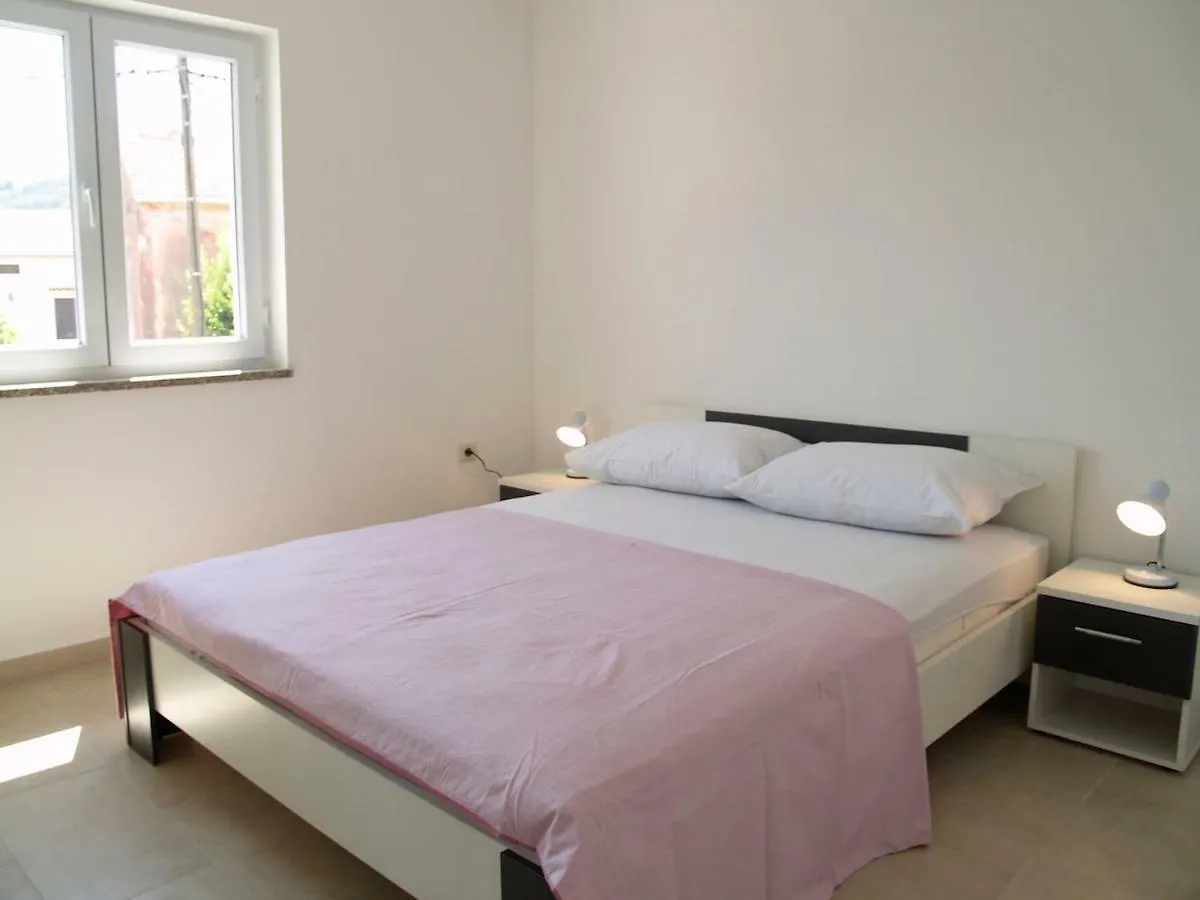 Villa Majer بريكو شقة