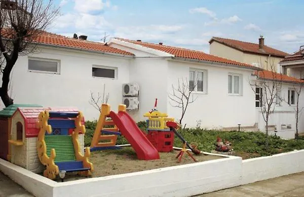 Villa Majer بريكو